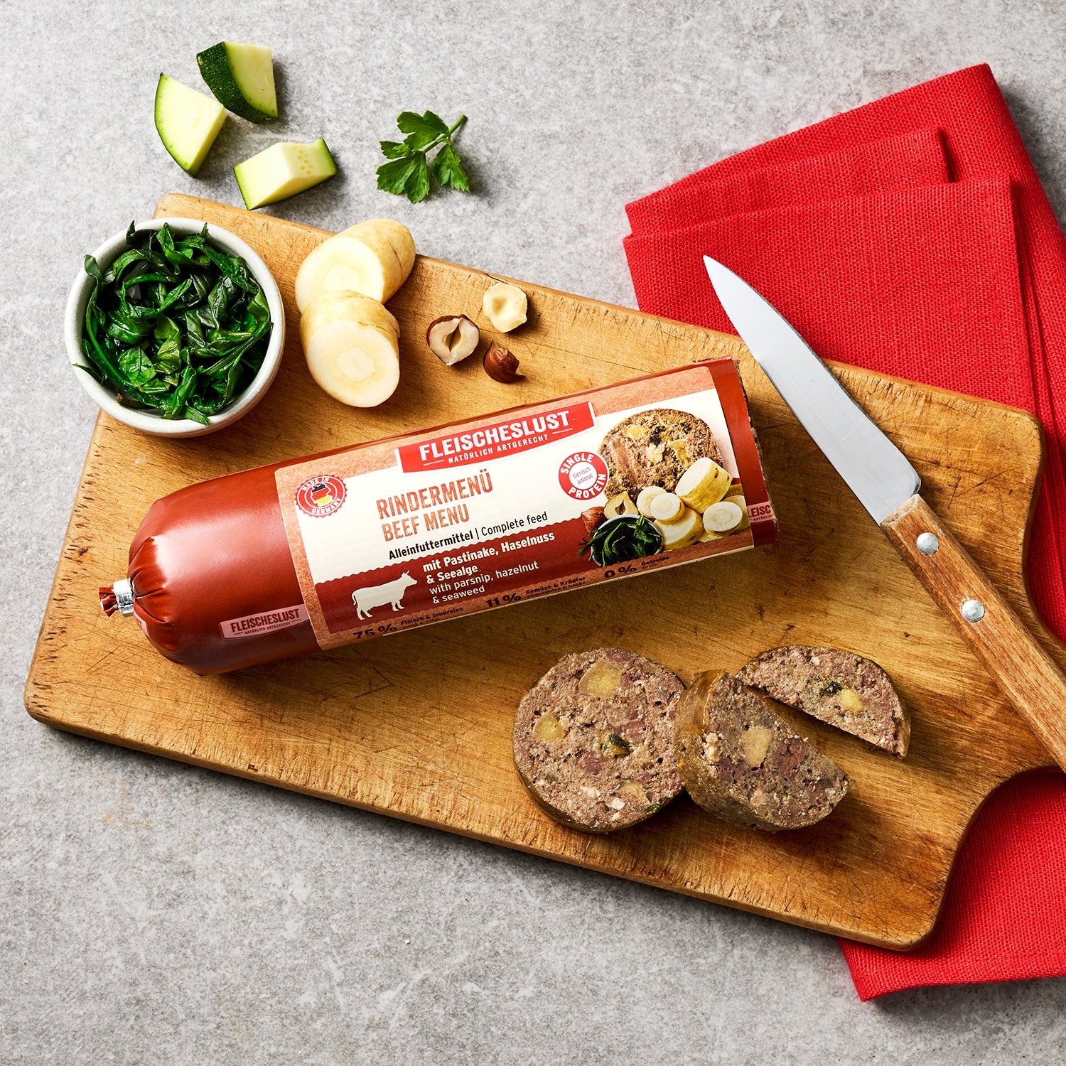 Rindermenü mit Pastinake, Haselnuss & Seealge - Image 2