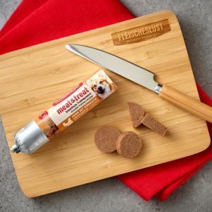 Alternative view of meat & treat Huhn mit körnigem Frischkäse